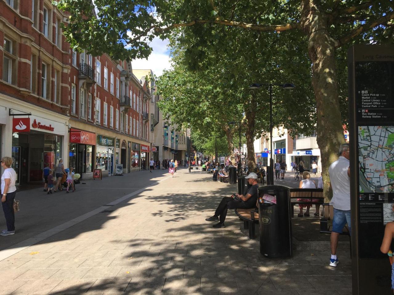 Fantastic Hampton Centre Stay Peterborough Ngoại thất bức ảnh
